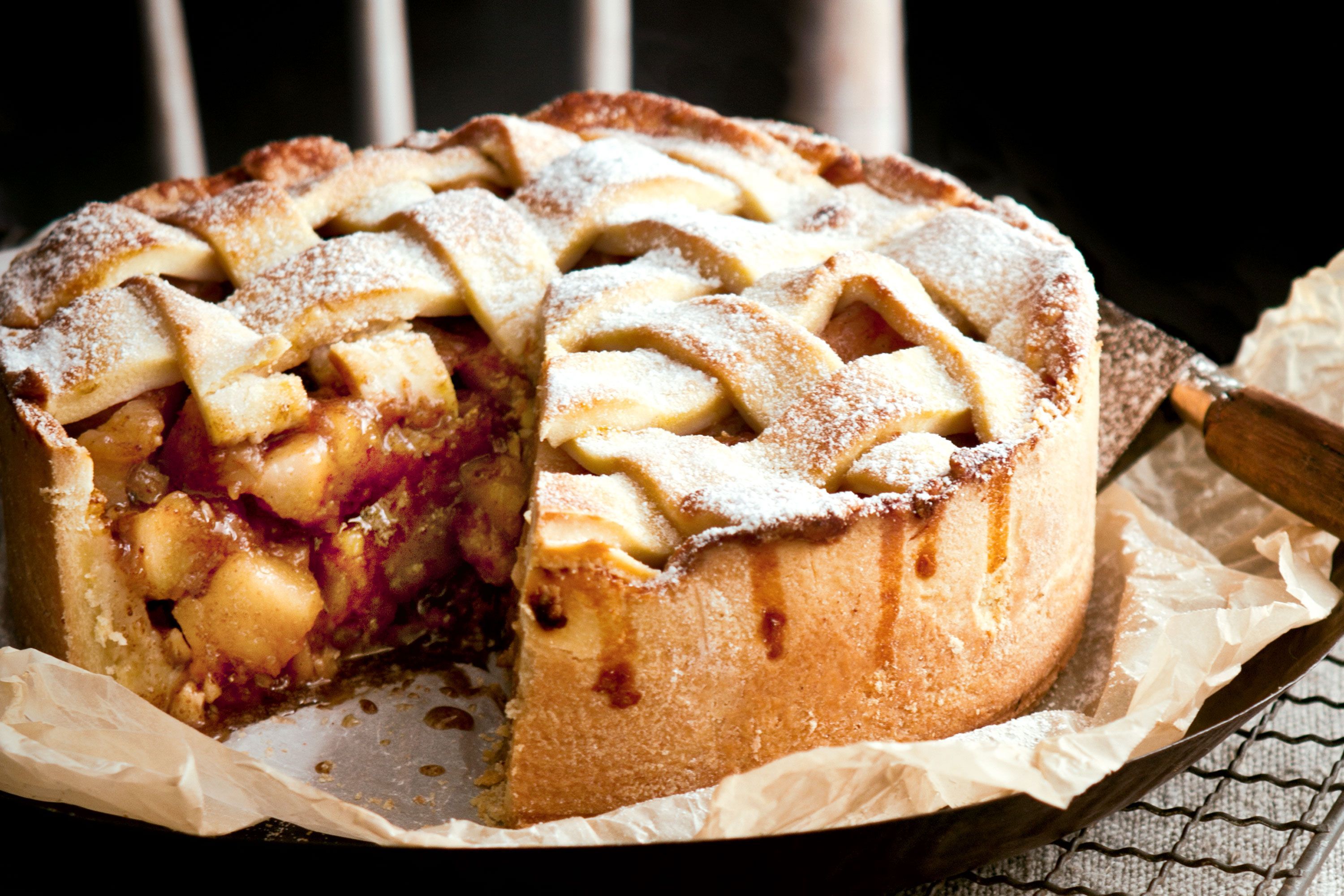 Hazelnut Crust Apple Pie: Healthy Sugar-Free Pies - loriannsfoodandfam.